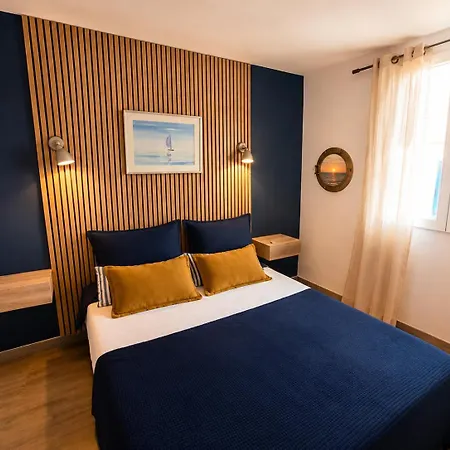 L'heure Bleue Vue Mer, Et Port A Pied Apartamento Bandol